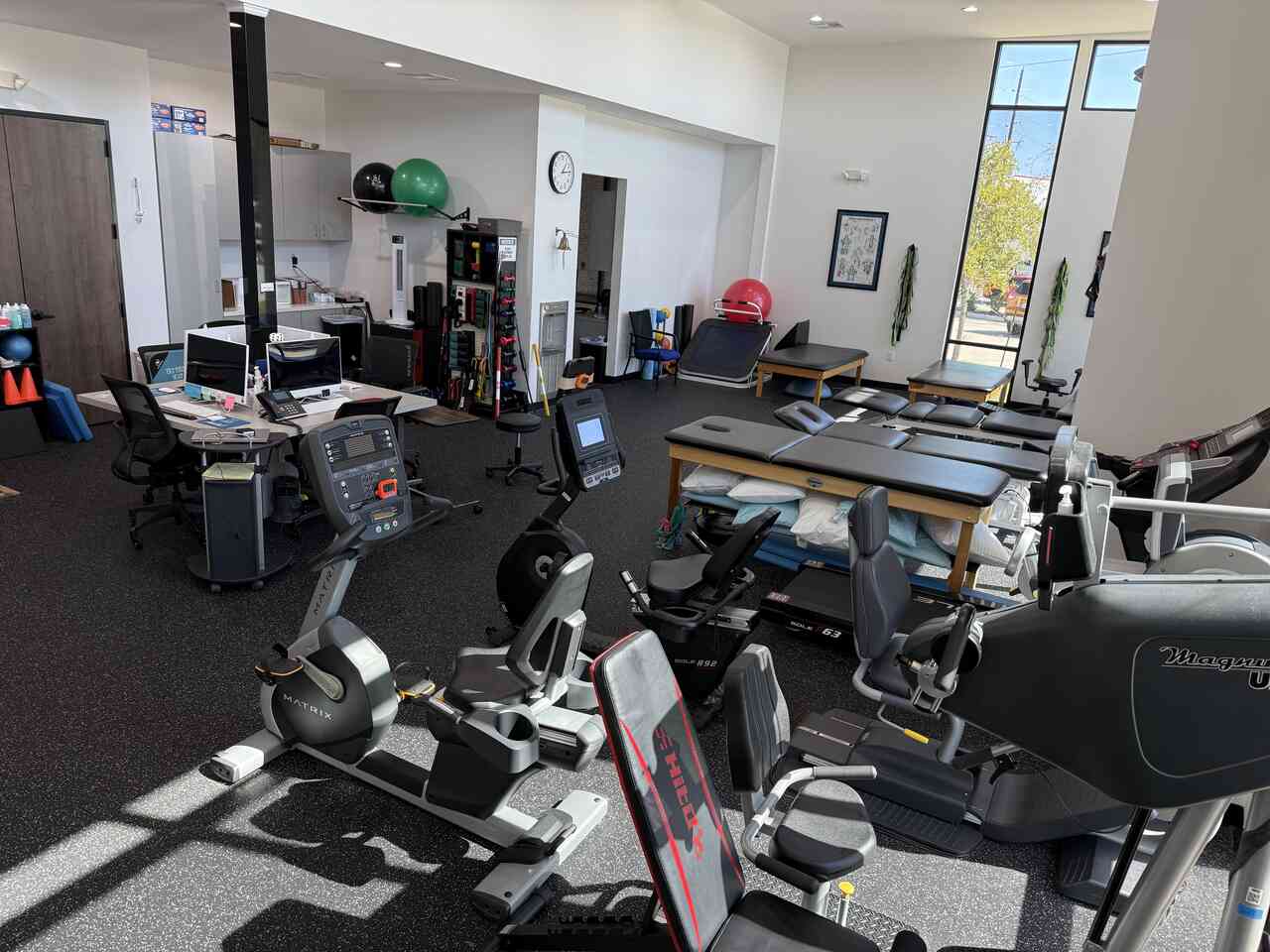 Image 2 of physical therapy equipment and facilities in Hogan Chiro